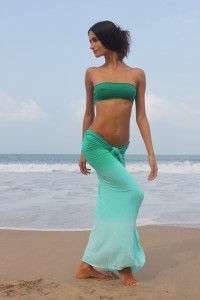 Long Narrow Skirt Look